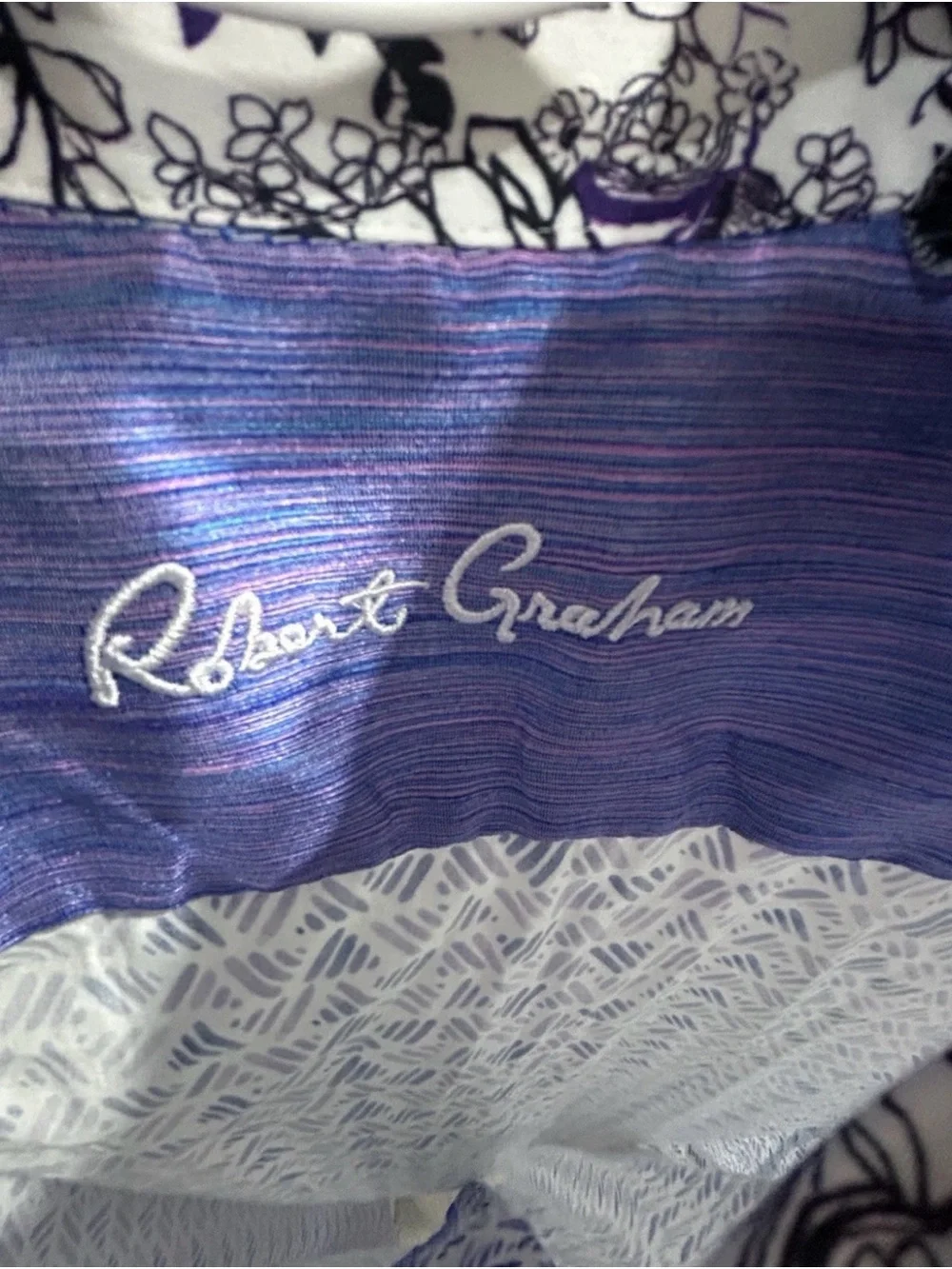 Robert Graham Shirt Mens XL Classic Fit Purple White Geometric Short Sleeve